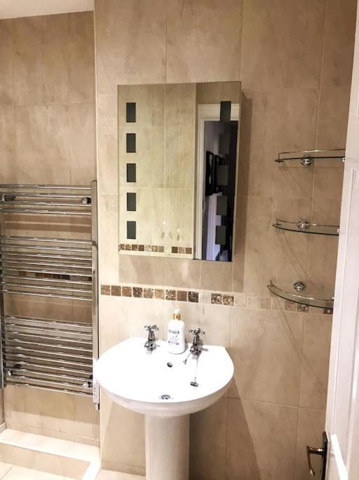 Beautiful Holiday Flat In אלנוויק מראה חיצוני תמונה